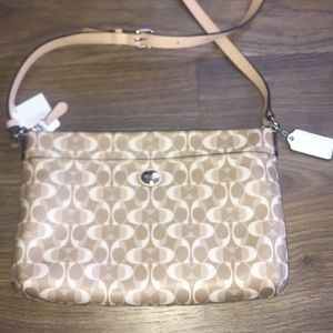 NWT Coach Swingback Purse